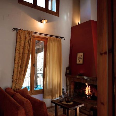 Diminio 1 Whole House - Chalet Αράχωβα Εξωτερικό φωτογραφία